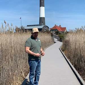 Meet your Posher, Bobby